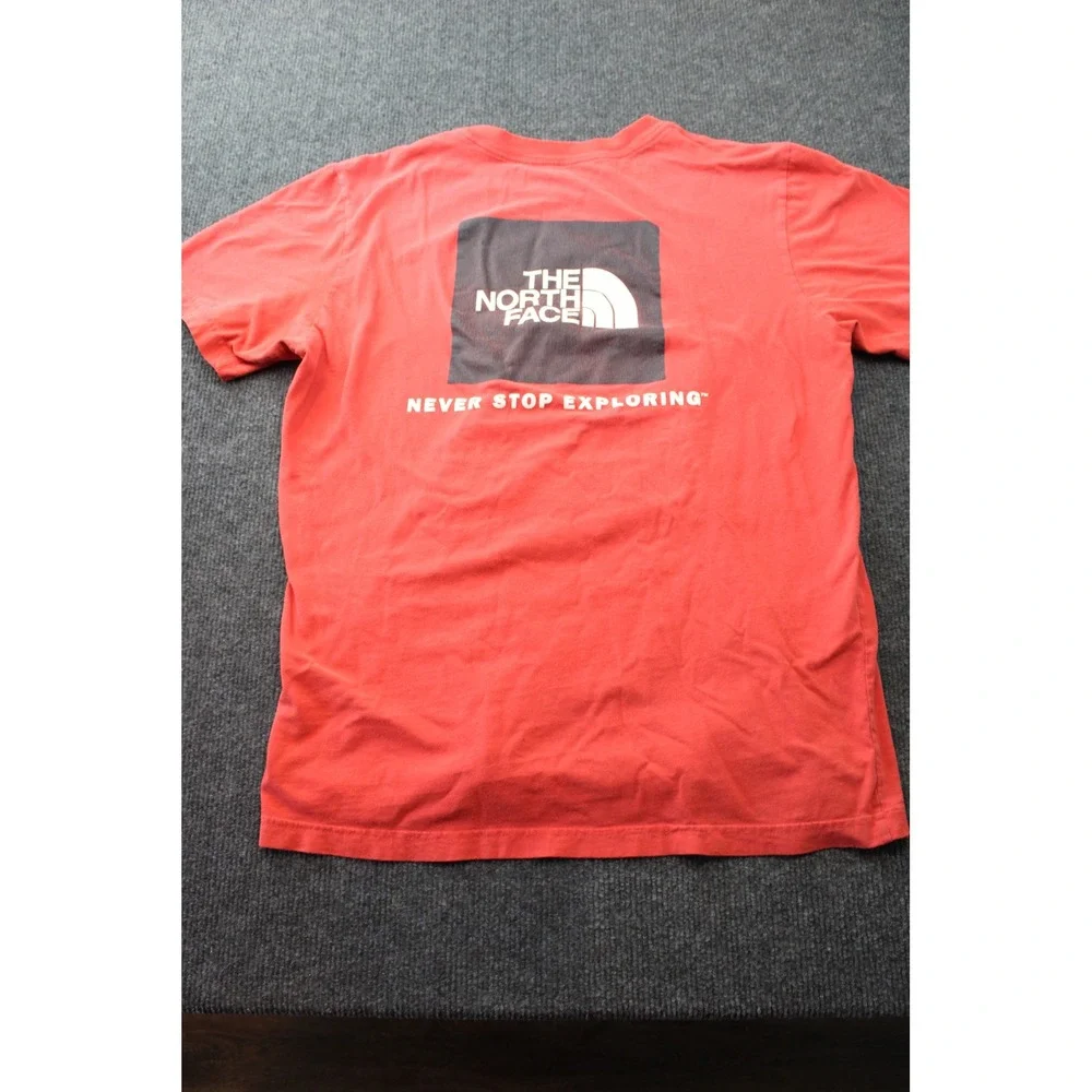 The North Face Mens Large Red Short Sleeve Logo Graphic T-Shirt Distressed
